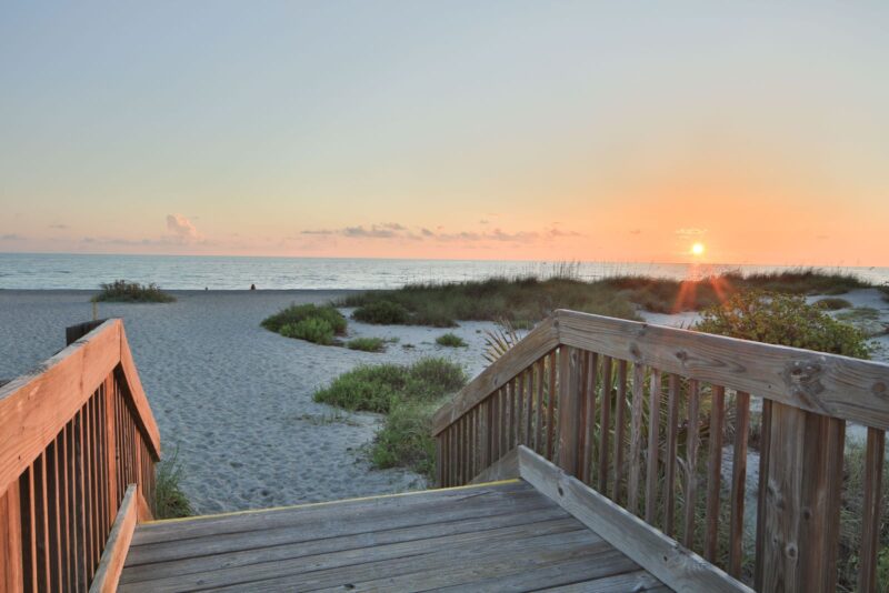 boardwalk-sunset-on-the-beach